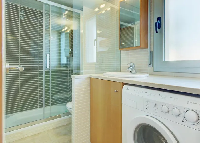 Global Immo 3379 Mestral Bx 8 아파트