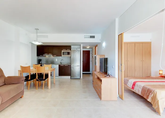 Global Immo 3379 Mestral Bx 8 Apartment